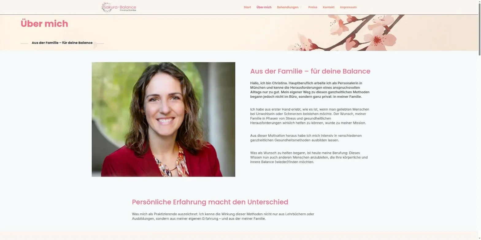 Seite „Über mich“ mit großem Porträt von Christina Strehlow und persönlichem Text